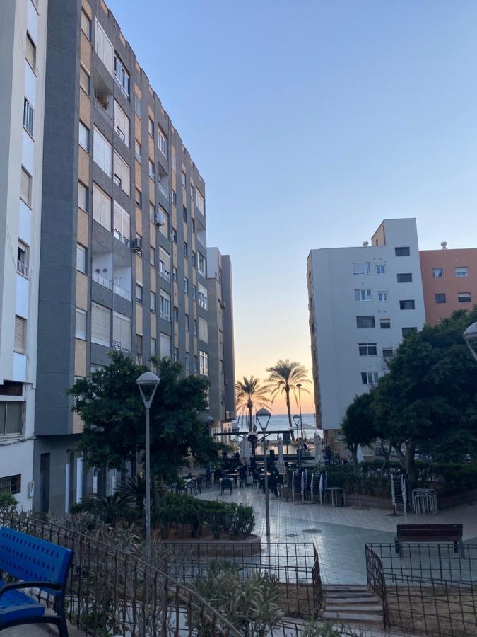 Paseo Maritimo Almeria Zapillo Daniel المظهر الخارجي الصورة